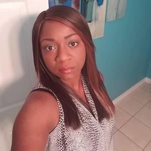 Meet your Posher, Tawana